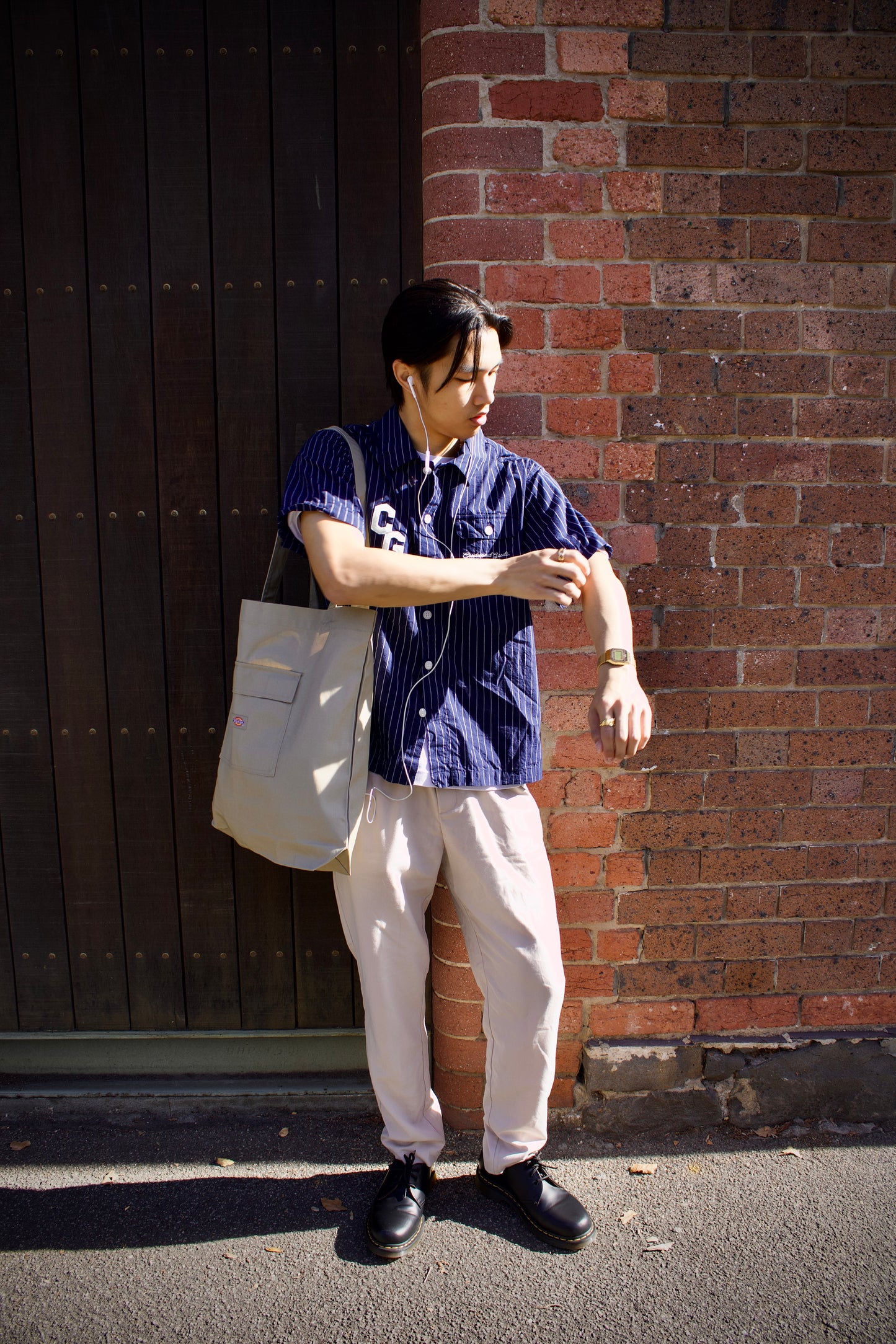 Appliqué Relaxed Fit S/S Shirt - Pinstripe Navy/White