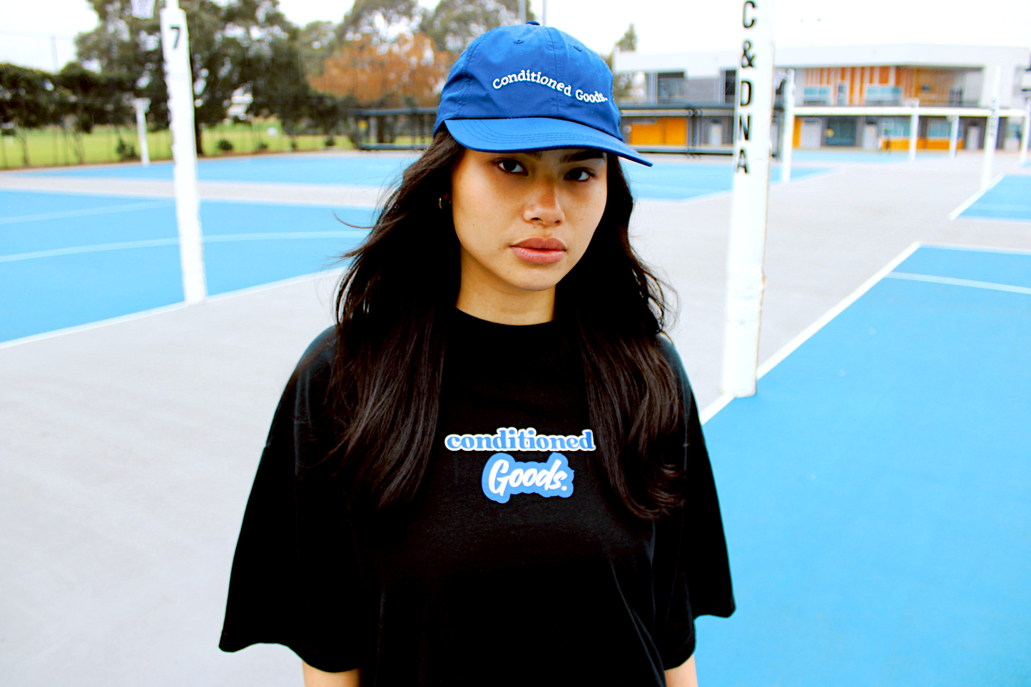 Wavy 6 Panel Strapback Cap - Navy Blue