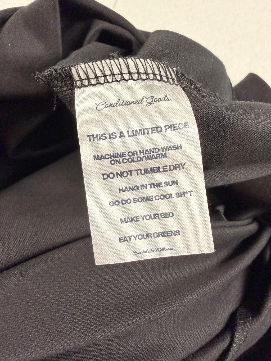 Subtle Tee - Black/Cobalt